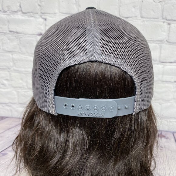 Trucker Hat Mesh Cap Snapback Black Gray GIT-R-Done Trucking Patch Richardson - Picture 3 of 9